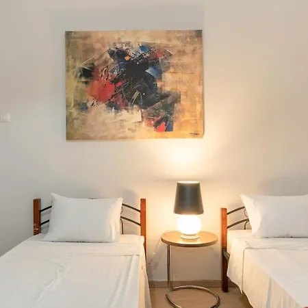 Spacious Nearby Sea Apartment